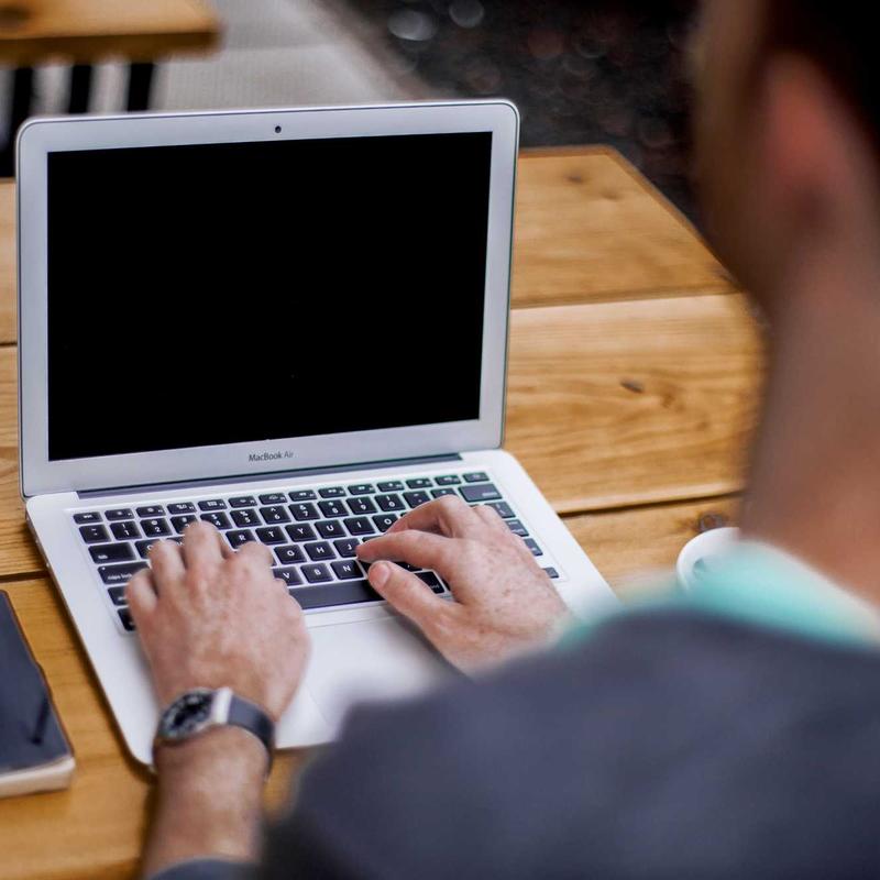 حقيبة متعدد الوظائف ترند لعام 2026 - موديل 754
