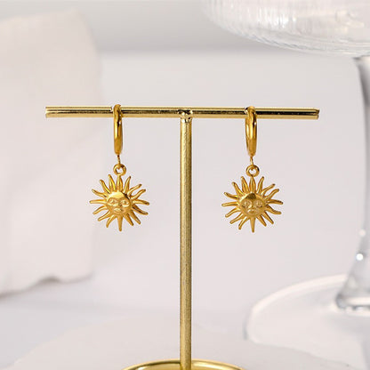 French Retro Titanium Steel Earrings, High-End 18K Gold Non-Fading Fashionable Earrings, Sun Pendant Earrings, Jewelry