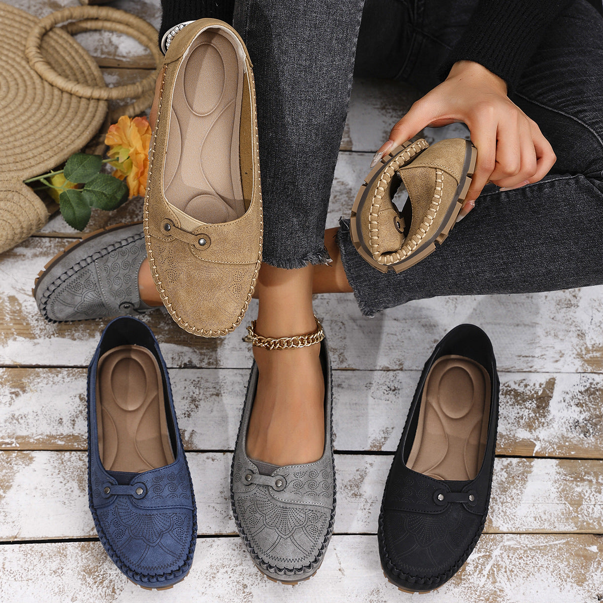 Large Size Popular Foreign Trade Stitched Laser Women's Flats Loafers Foreign Trade Cross-Border E-Commerce Supply Retro