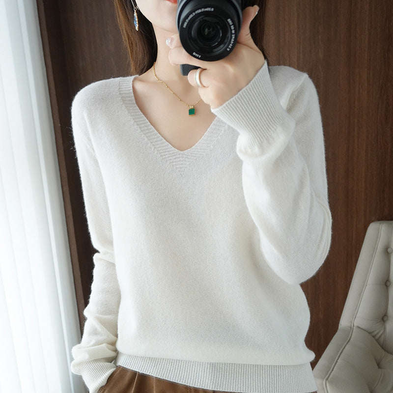 New Autumn and Winter Knitwear Women's V Neck Long-Sleeved Pullover Top Pure Color Korean Style Loose Bottoming Shirt Slimming Look Outer Wear Thin