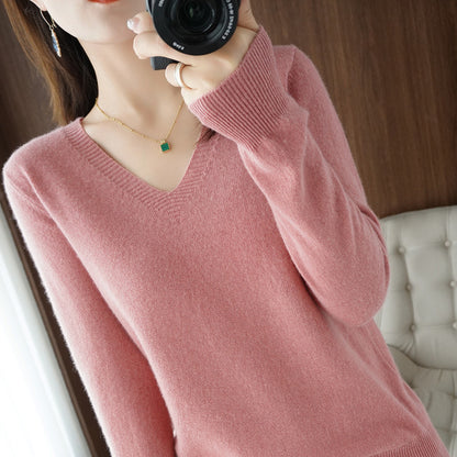New Autumn and Winter Knitwear Women's V Neck Long-Sleeved Pullover Top Pure Color Korean Style Loose Bottoming Shirt Slimming Look Outer Wear Thin